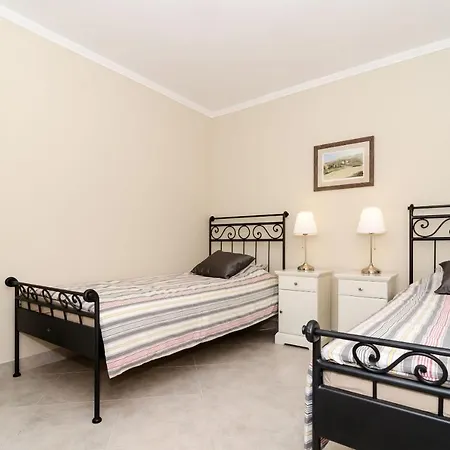 Apartman Gaura