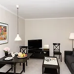 Gaura דוברובניק